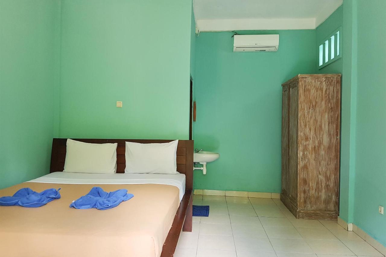 Oyo 3186 Thomas Garden Place Uluwatu Екстериор снимка
