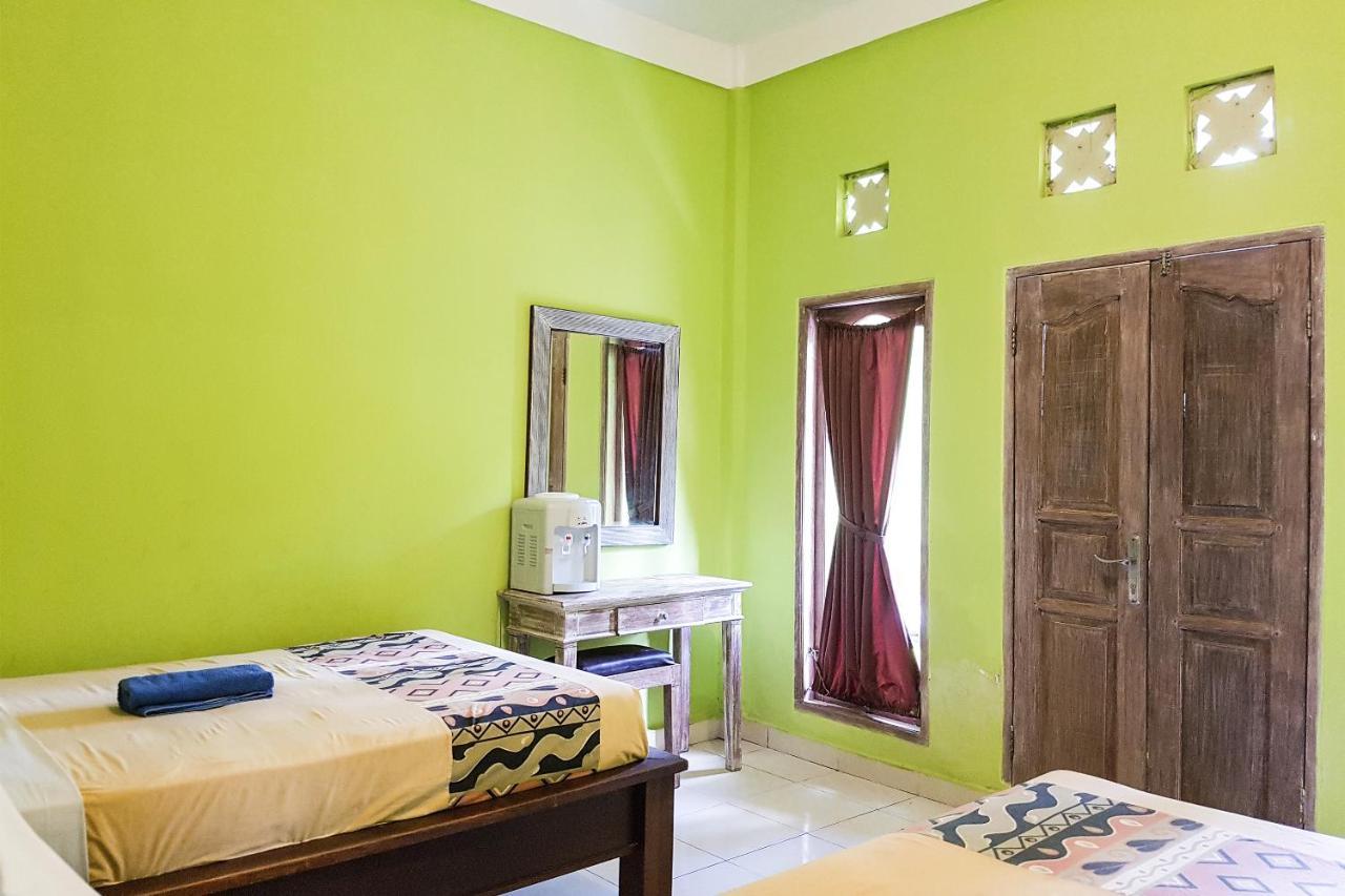 Oyo 3186 Thomas Garden Place Uluwatu Екстериор снимка